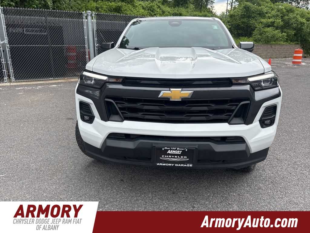 Thumbnail: 2024 Chevrolet Colorado - 2