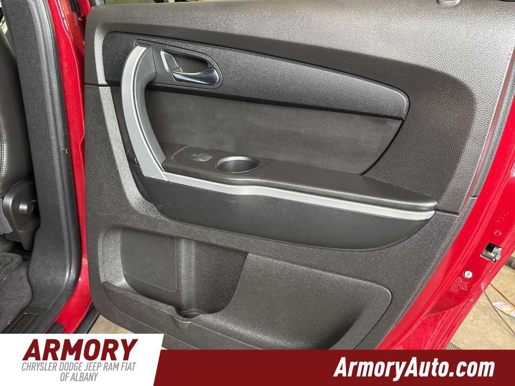 Thumbnail: 2012 GMC Acadia - 31