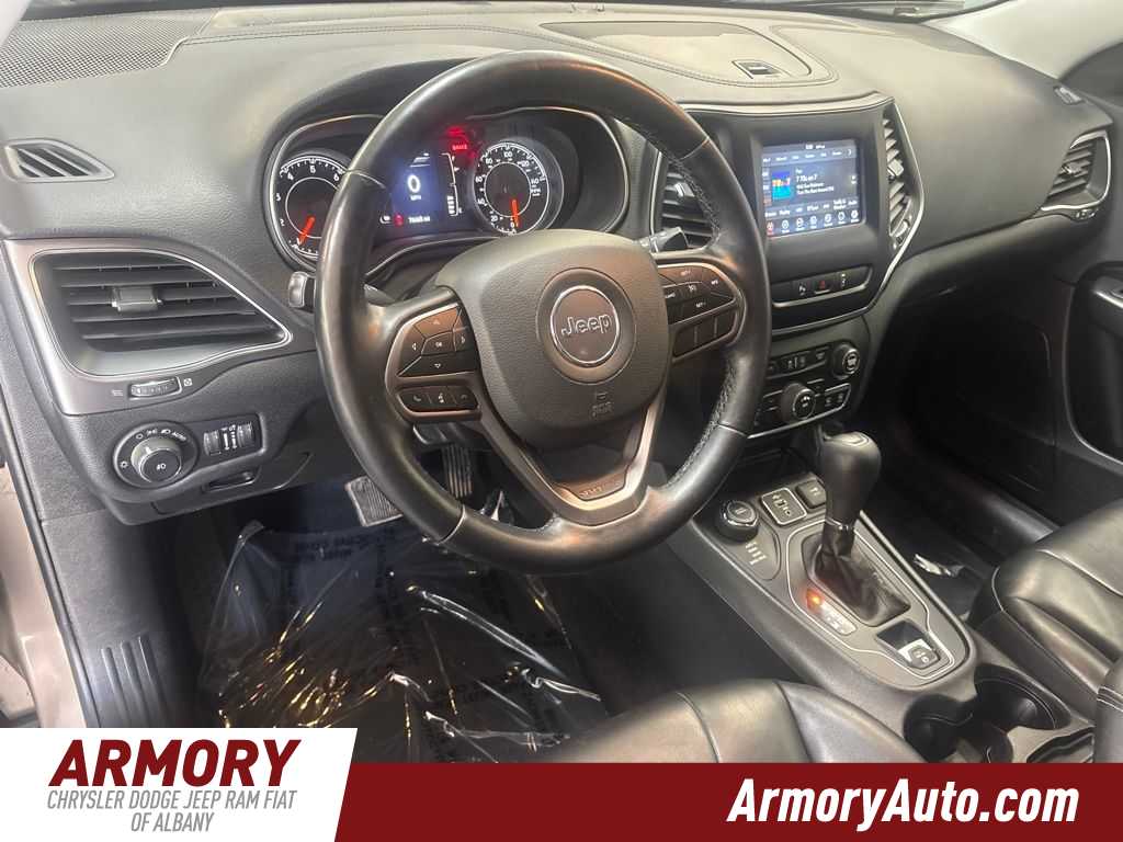 Thumbnail: 2021 Jeep Cherokee - 9