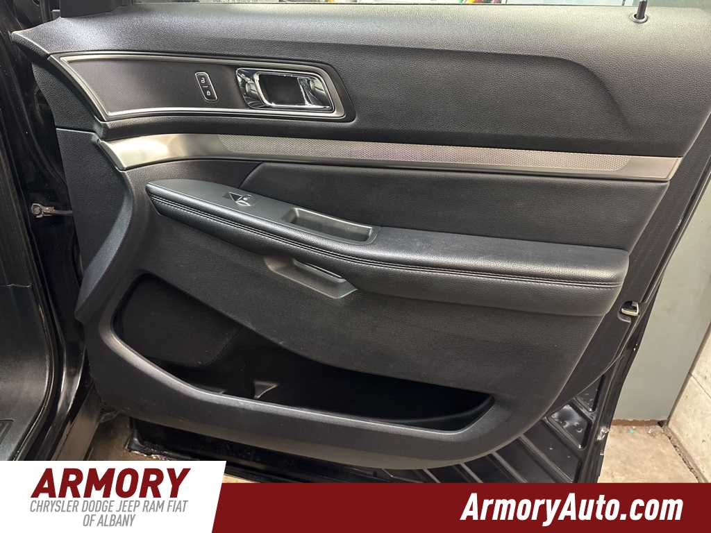 Thumbnail: 2019 Ford Explorer - 40