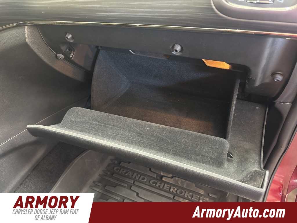 Thumbnail: 2021 Jeep Grand Cherokee - 41