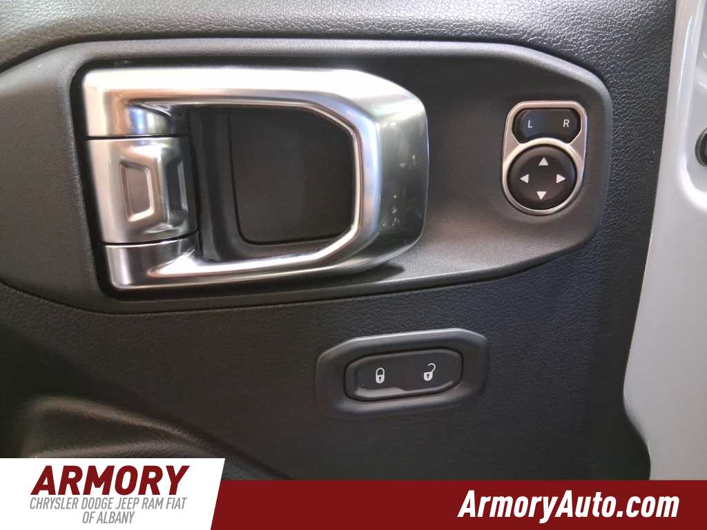 Thumbnail: 2025 Jeep Wrangler - 8