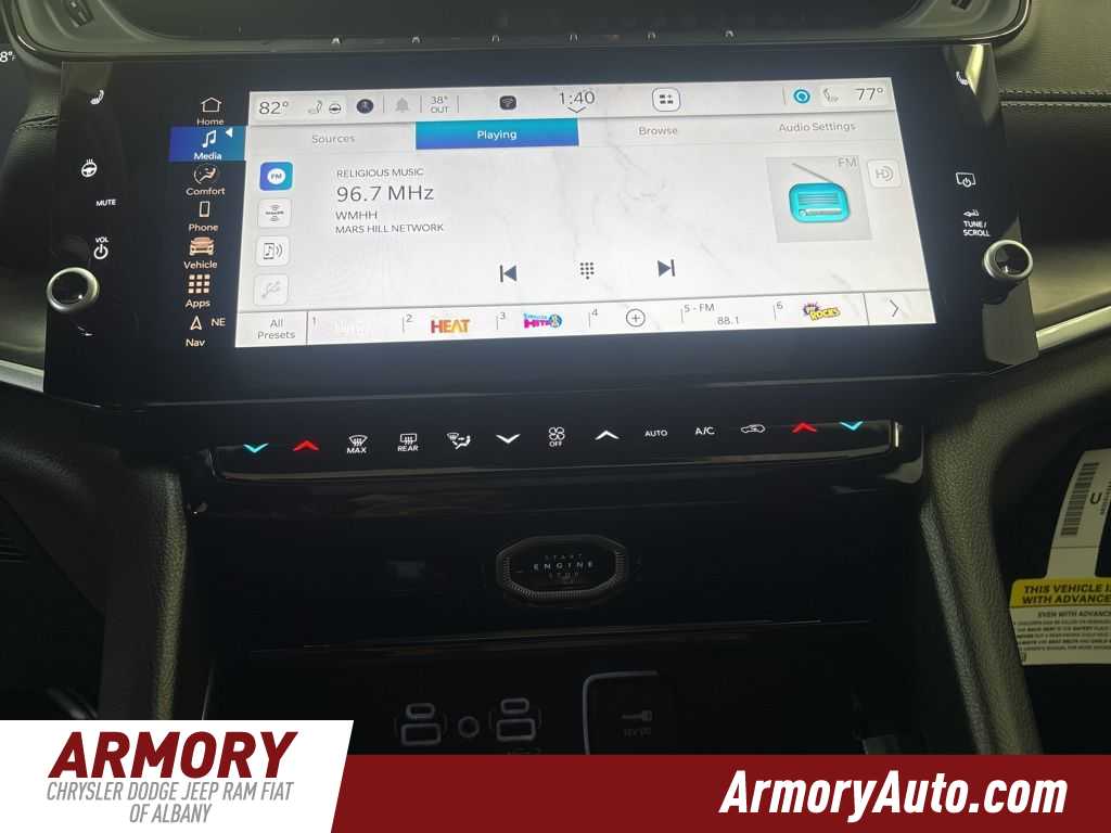 Thumbnail: 2026 Jeep Grand Cherokee - 18