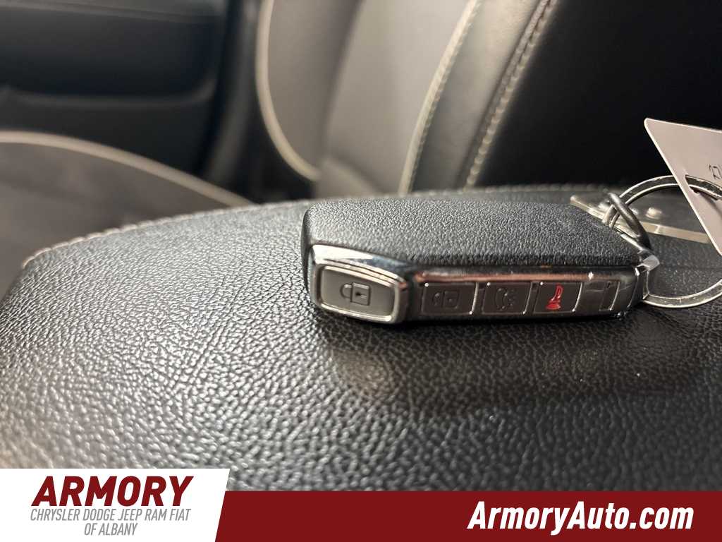 Thumbnail: 2022 Kia Niro - 23