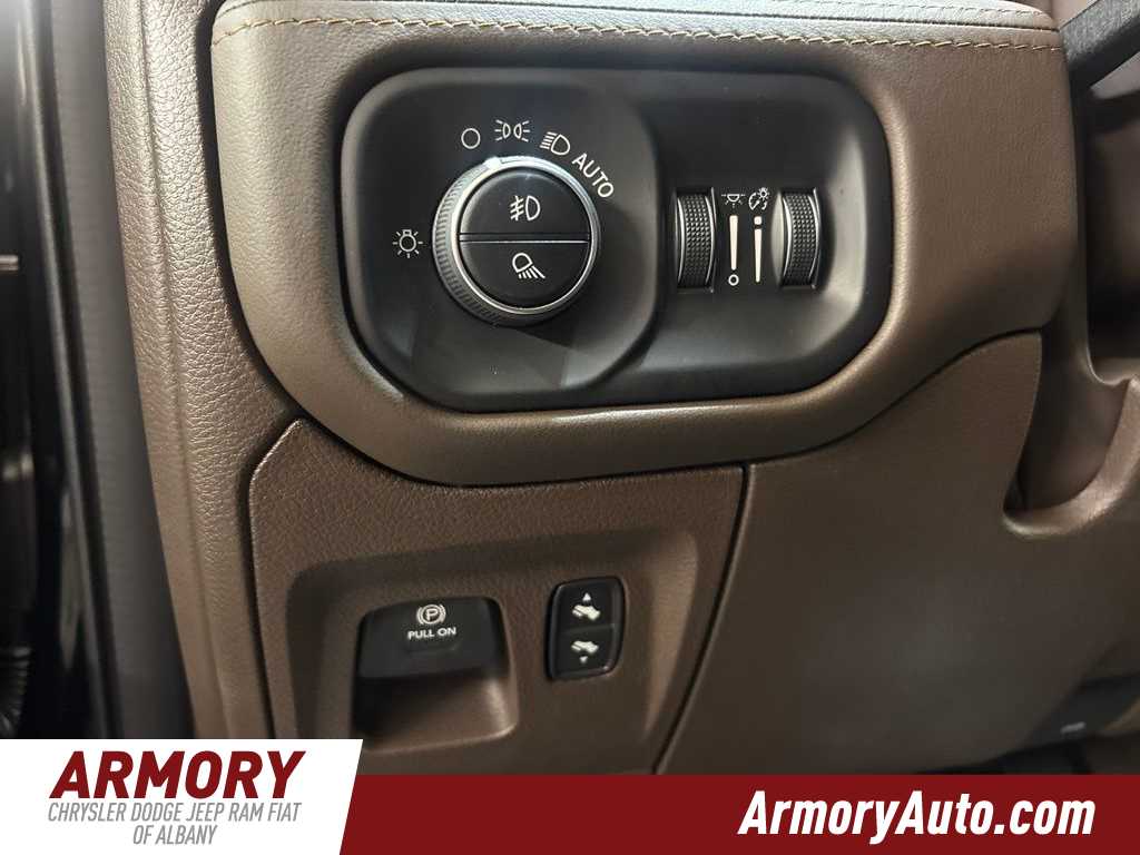 Thumbnail: 2026 RAM 1500 - 8