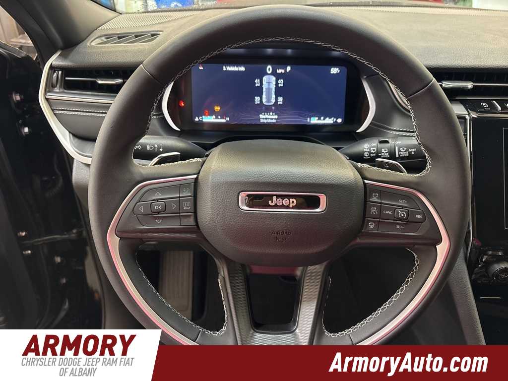 Thumbnail: 2025 Jeep Grand Cherokee - 15