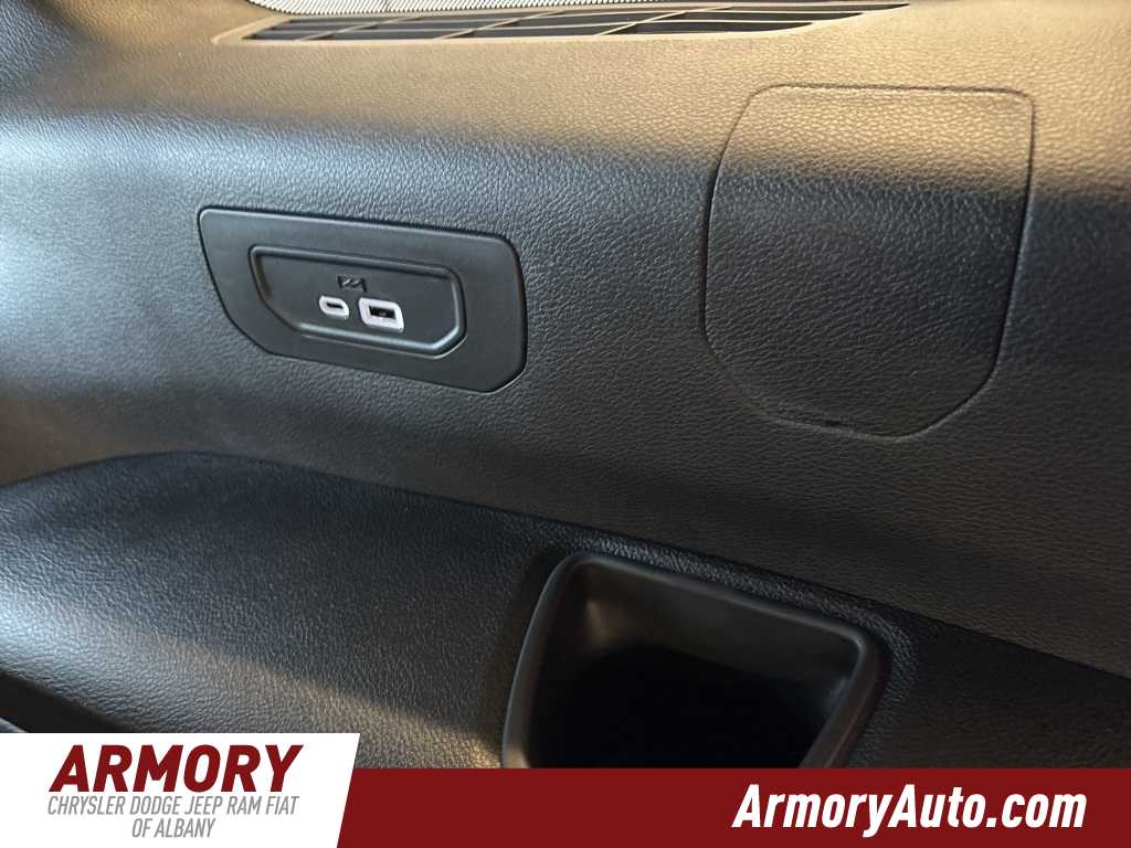 Thumbnail: 2025 Jeep Grand Cherokee L - 28