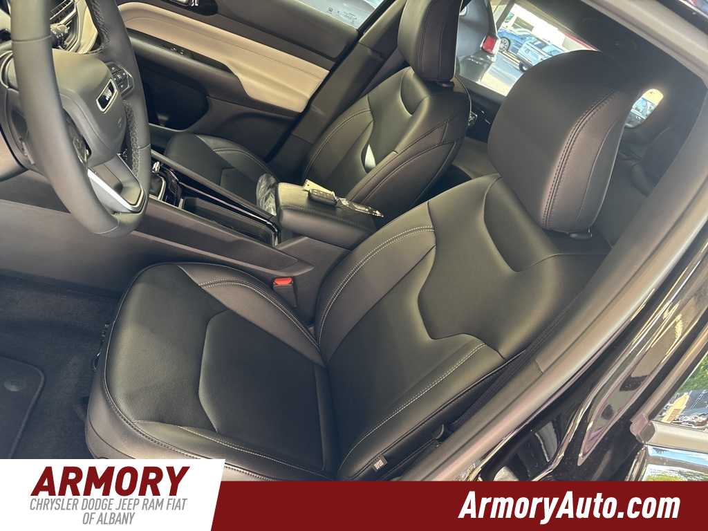 Thumbnail: 2025 Jeep Compass - 10