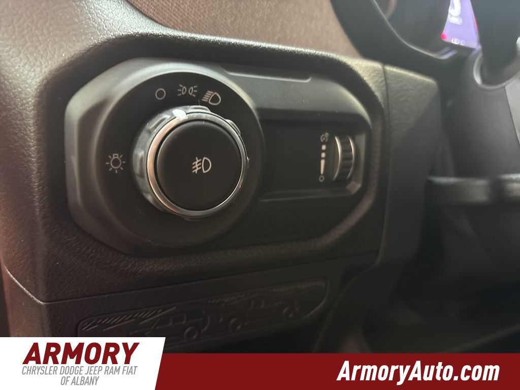 Thumbnail: 2026 Jeep Wrangler - 10