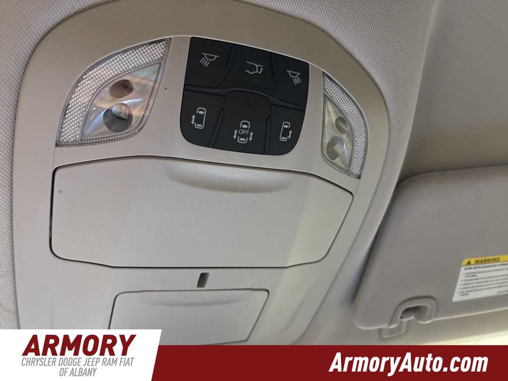 Thumbnail: 2024 Chrysler Pacifica - 25