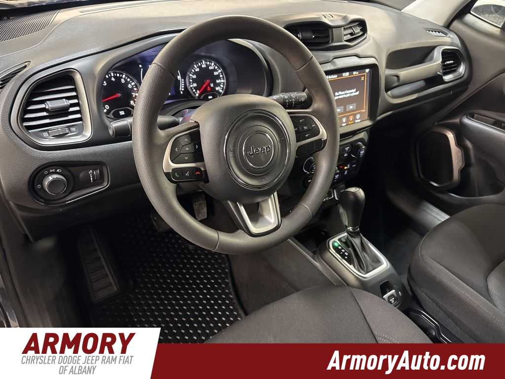 Thumbnail: 2023 Jeep Renegade - 9