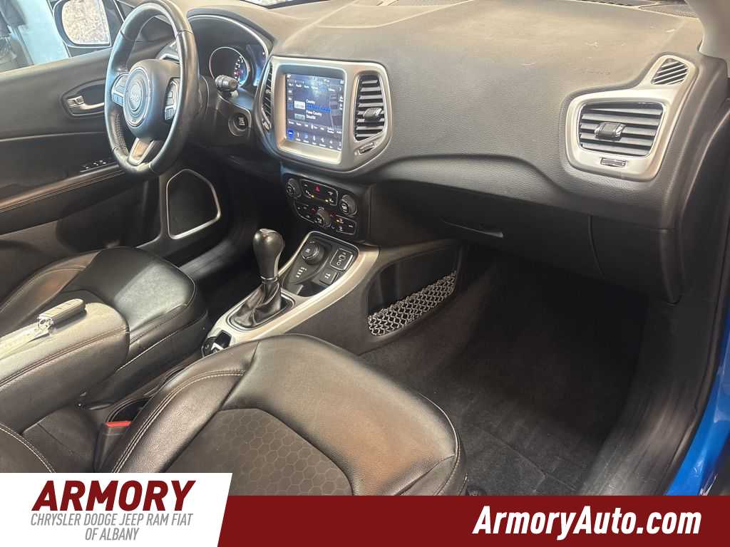 Thumbnail: 2018 Jeep Compass - 37