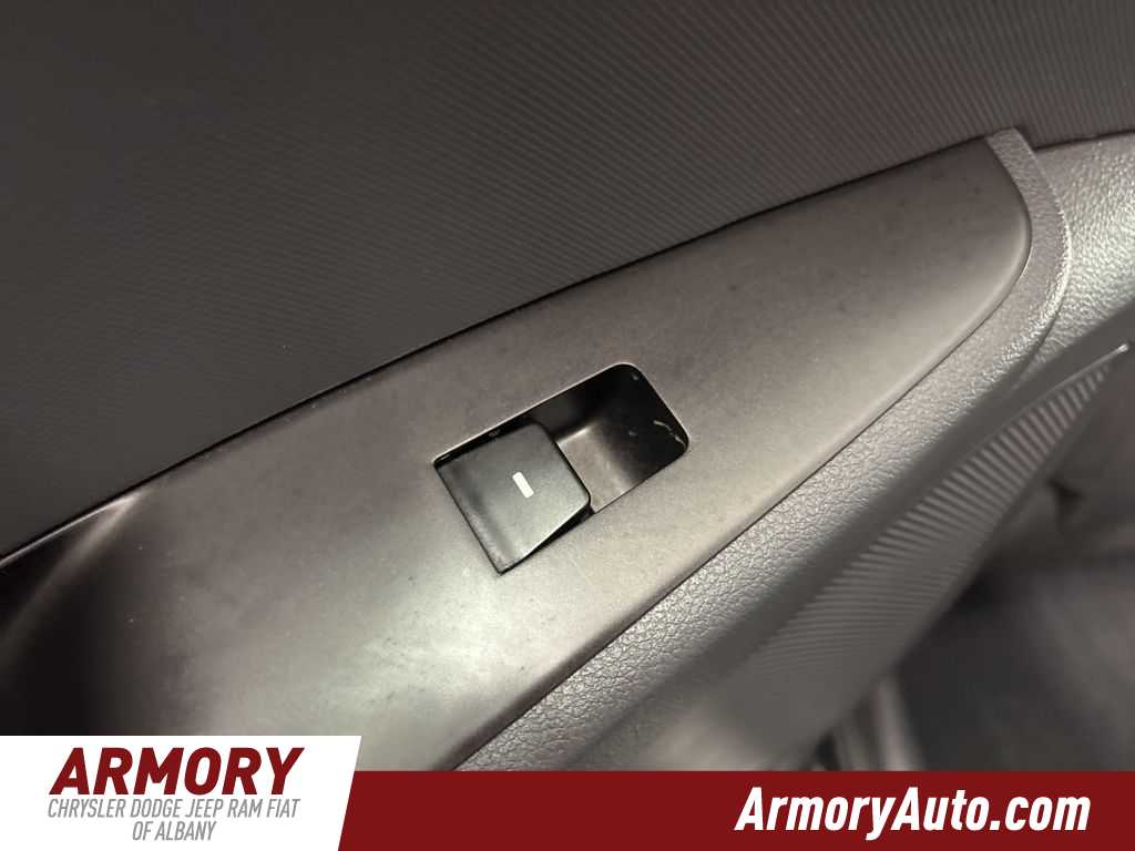 Thumbnail: 2019 Hyundai Ioniq - 24