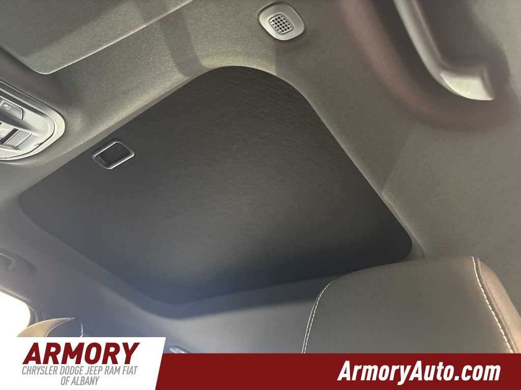 Thumbnail: 2025 Jeep Grand Cherokee - 23