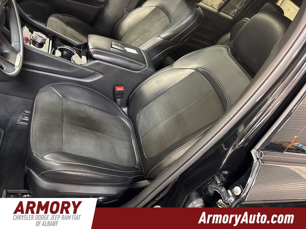 Thumbnail: 2023 Jeep Grand Cherokee L - 12