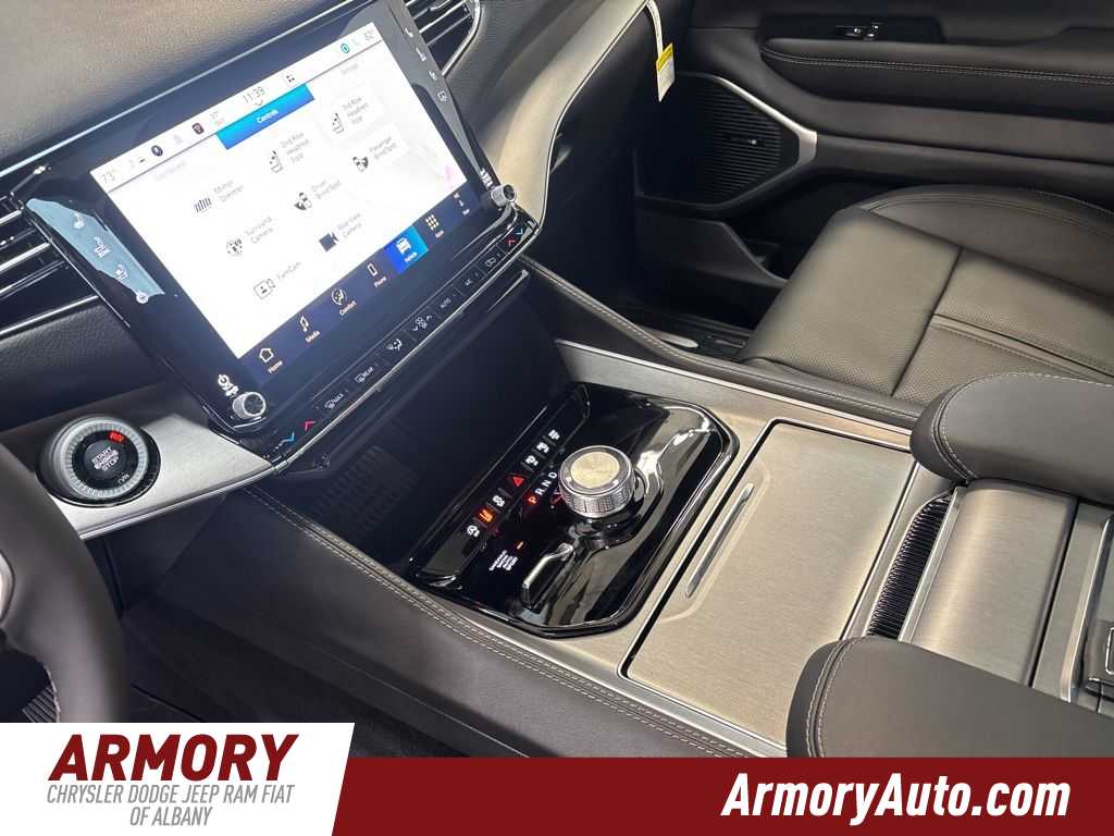 Thumbnail: 2026 Jeep Grand Wagoneer - 16