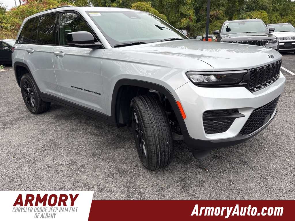 Thumbnail: 2025 Jeep Grand Cherokee - 3