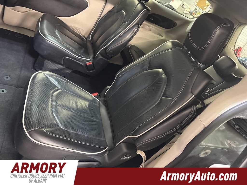 Thumbnail: 2023 Chrysler Pacifica - 27