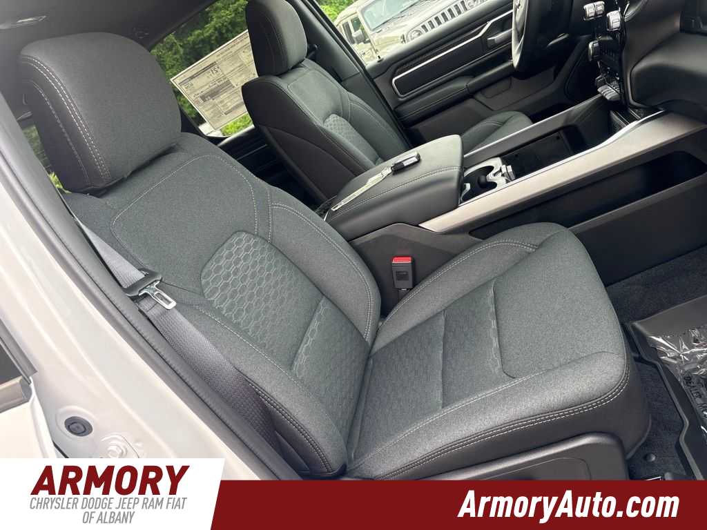 Thumbnail: 2026 RAM 1500 - 37
