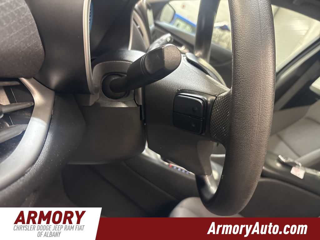 Thumbnail: 2023 Chevrolet Malibu - 11