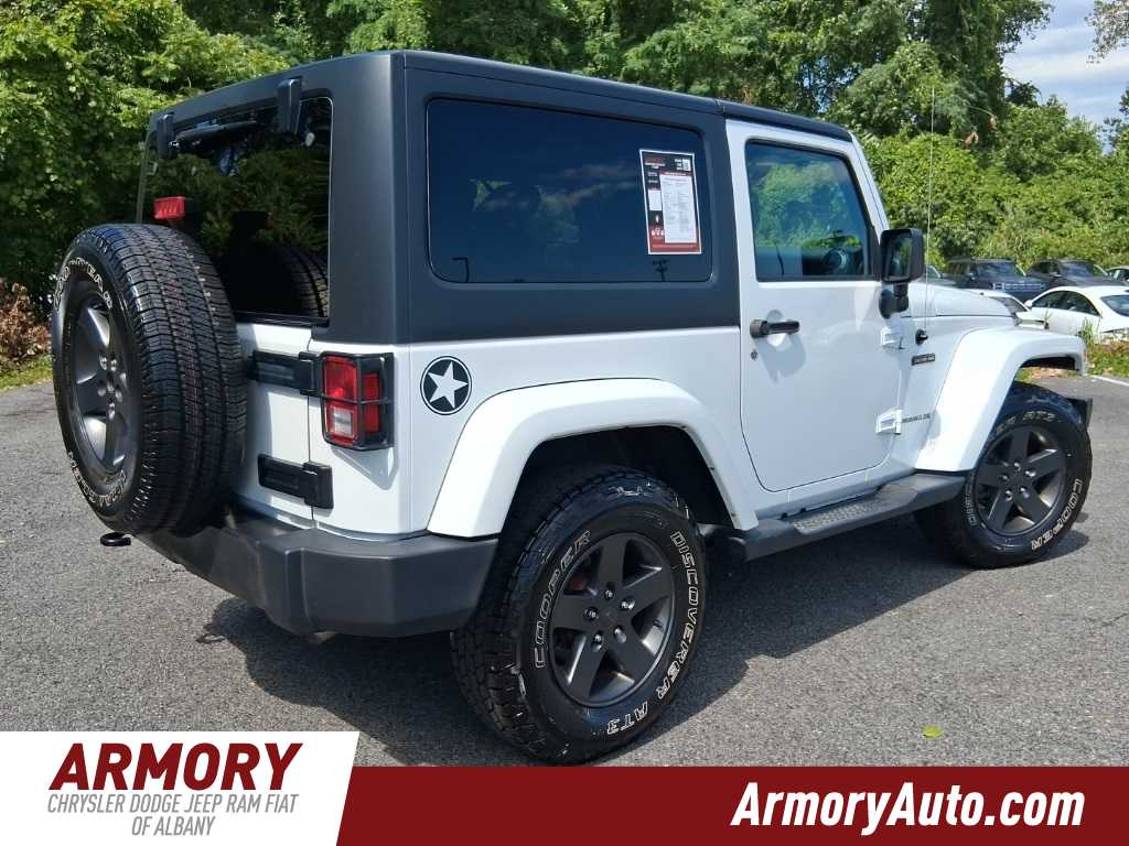 Thumbnail: 2016 Jeep Wrangler - 4