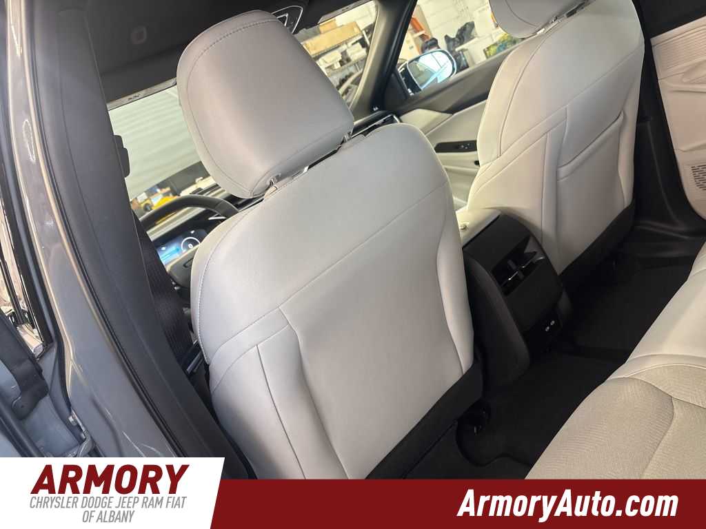 Thumbnail: 2026 Jeep Cherokee - 26