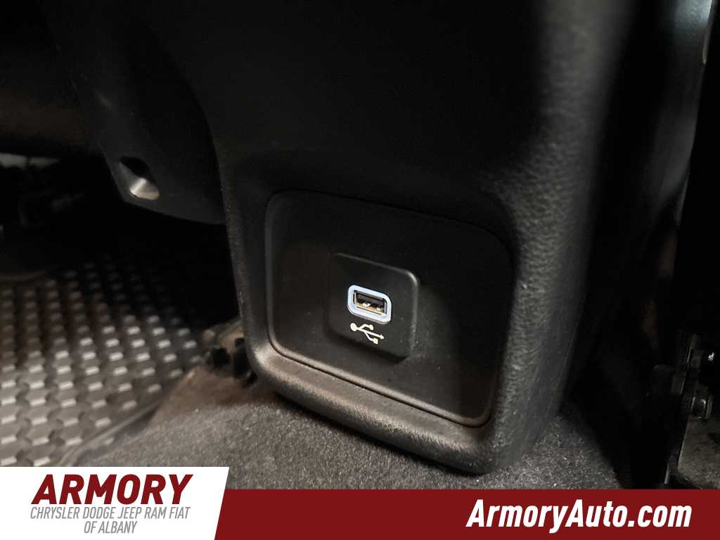 Thumbnail: 2018 Jeep Compass - 32