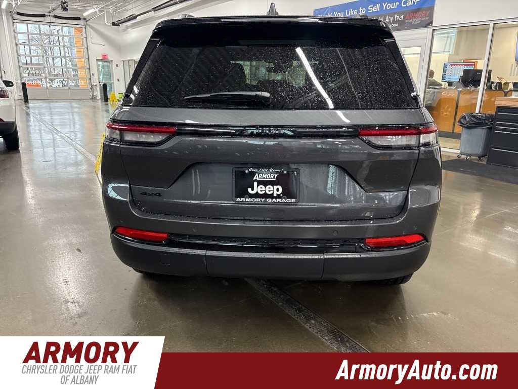 Thumbnail: 2025 Jeep Grand Cherokee - 5