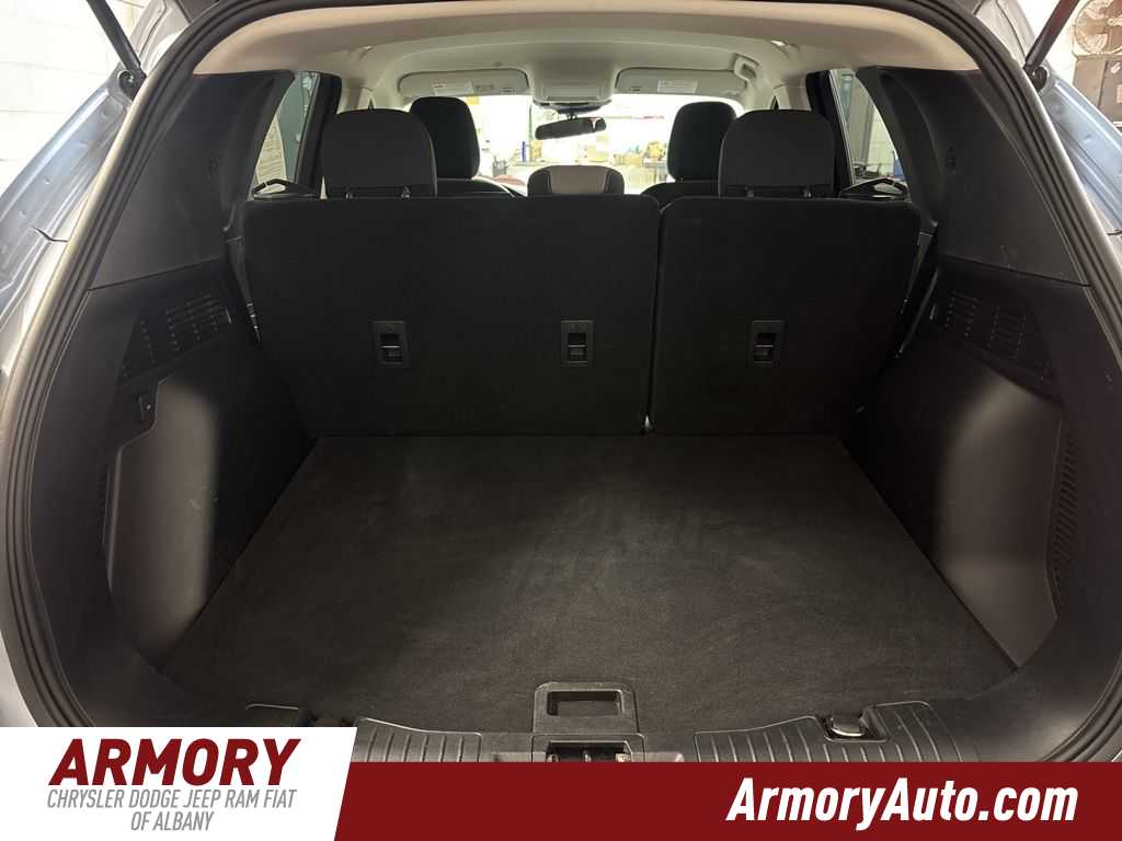 Thumbnail: 2022 Ford Escape - 26