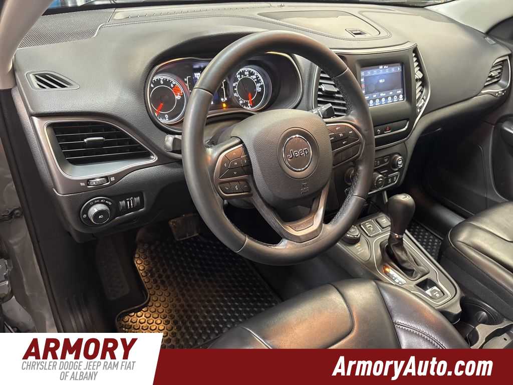 Thumbnail: 2020 Jeep Cherokee - 9