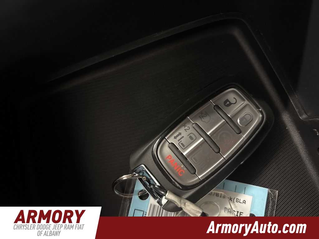 Thumbnail: 2026 Chrysler Pacifica - 24