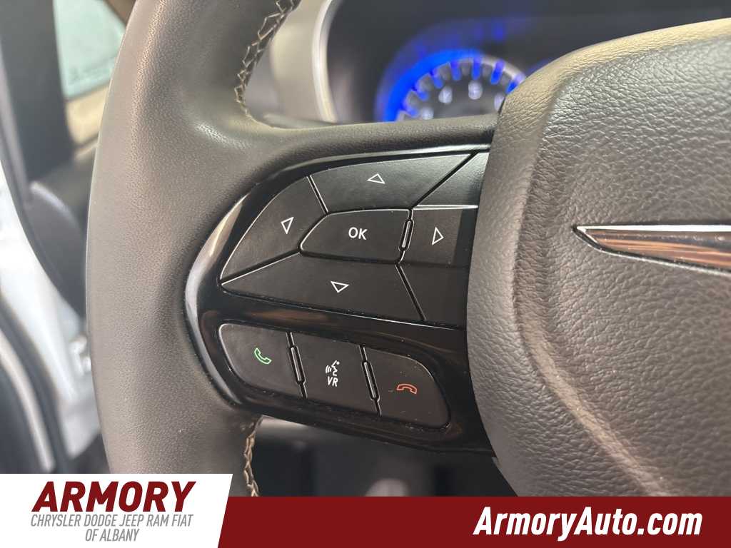 Thumbnail: 2022 Chrysler Pacifica - 15