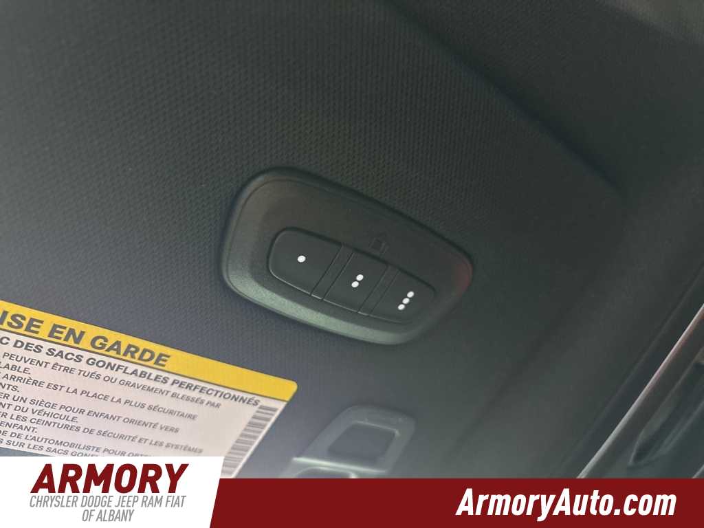 Thumbnail: 2025 Jeep Grand Cherokee - 21