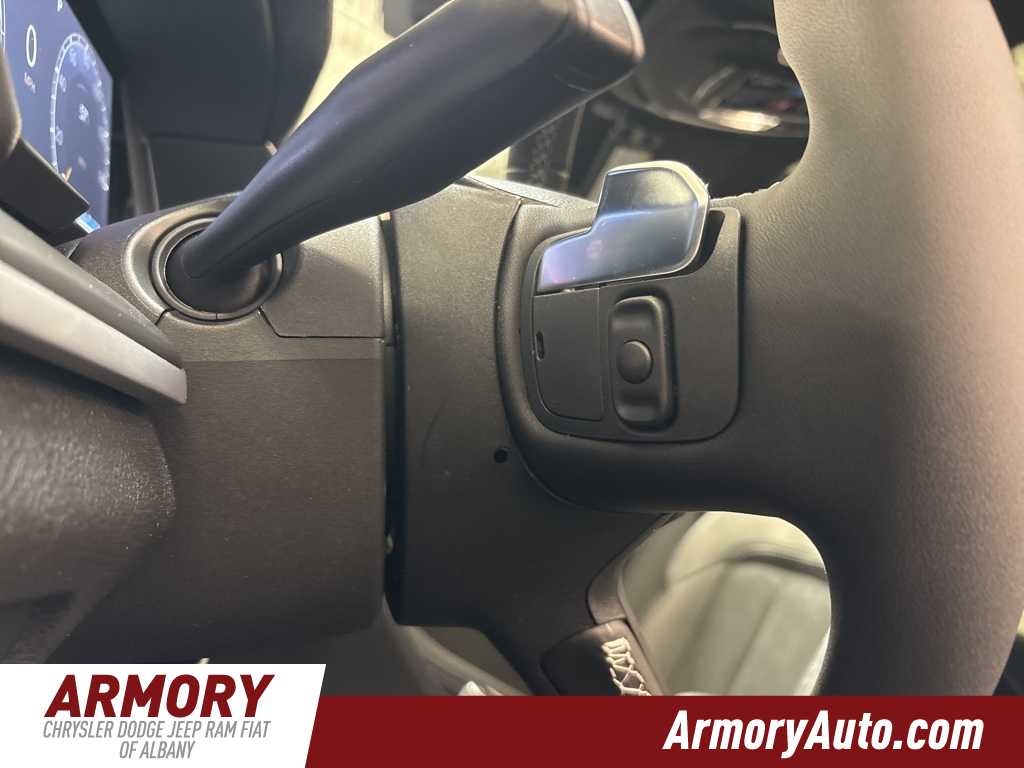 Thumbnail: 2025 Jeep Grand Cherokee L - 12