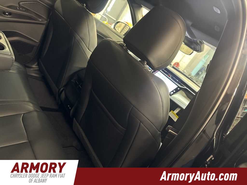 Thumbnail: 2026 Jeep Cherokee - 37