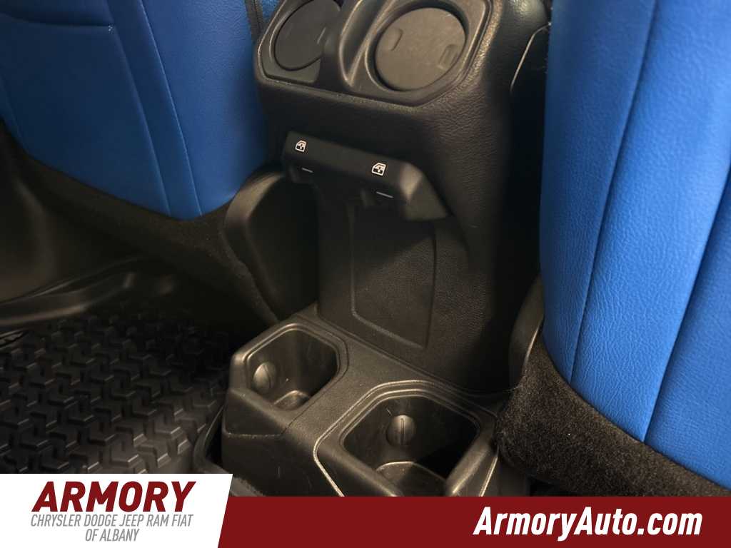 Thumbnail: 2021 Jeep Wrangler - 31