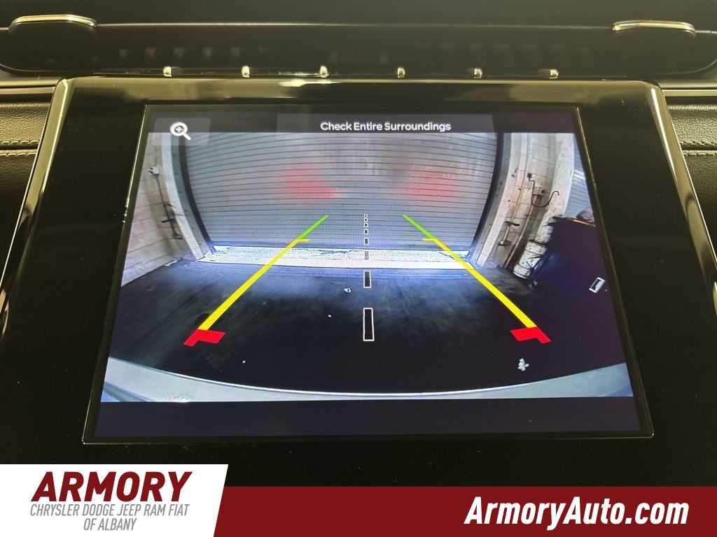 Thumbnail: 2023 Jeep Grand Cherokee - 20