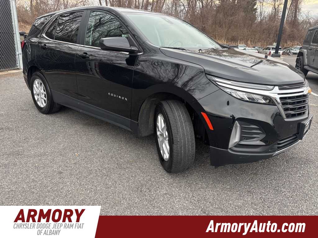 Thumbnail: 2024 Chevrolet Equinox - 3