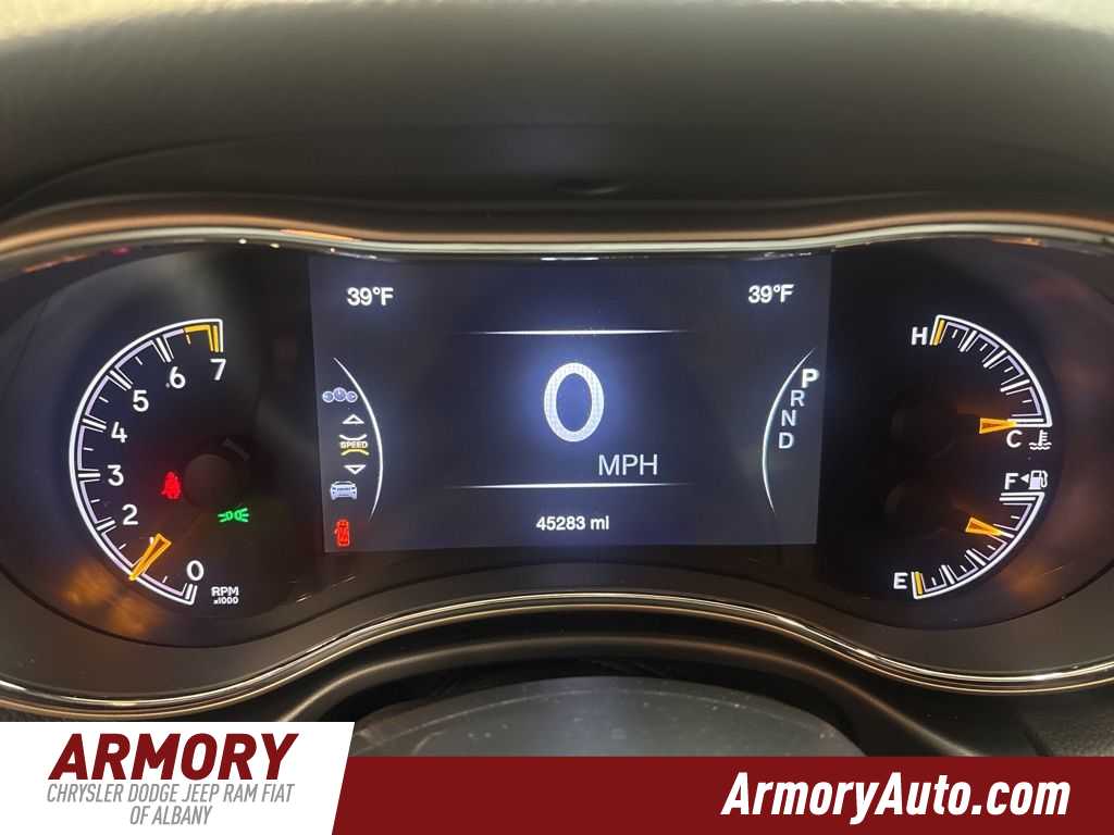 Thumbnail: 2016 Jeep Grand Cherokee - 16