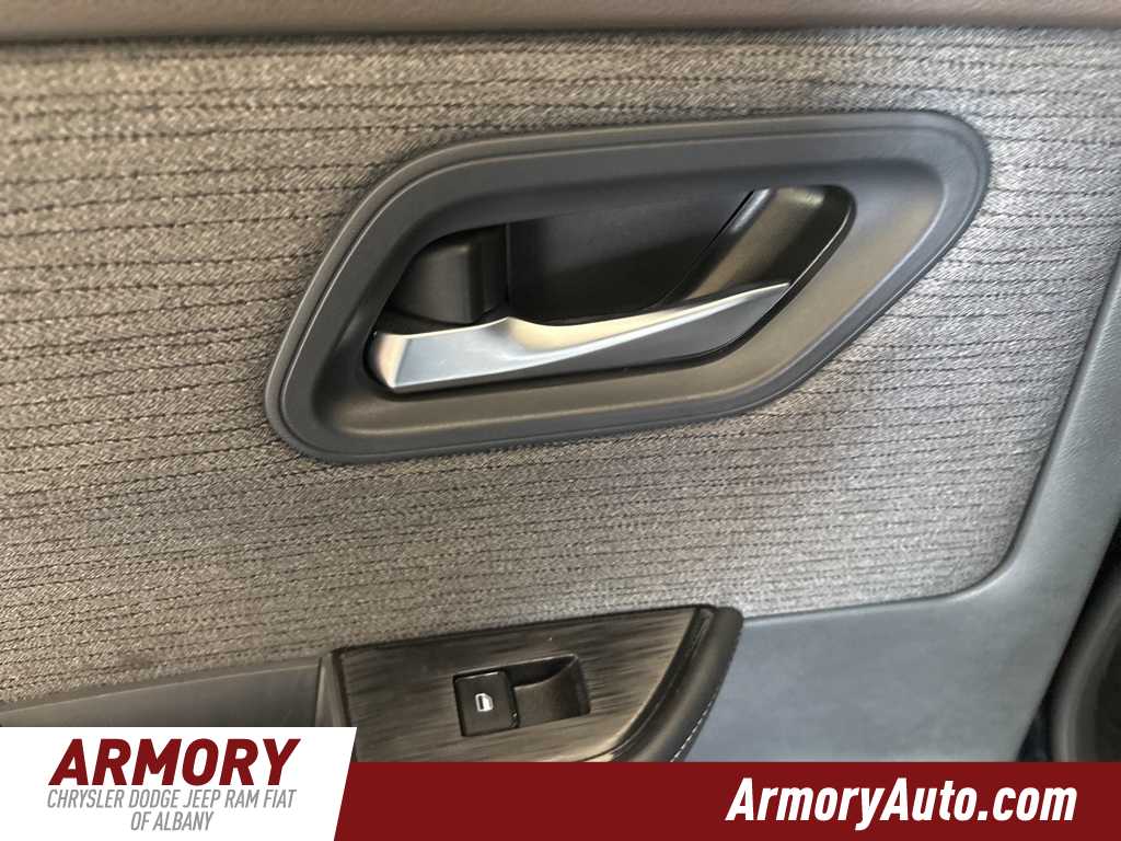 Thumbnail: 2022 Nissan Rogue - 24