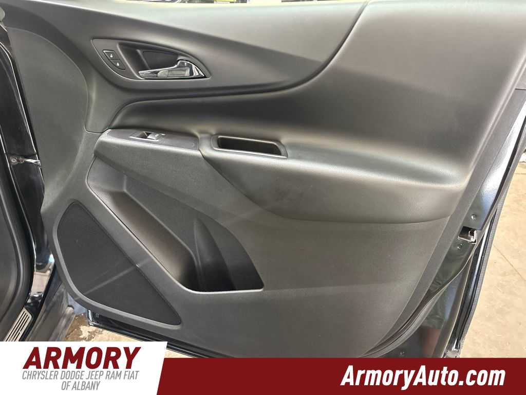 Thumbnail: 2020 Chevrolet Equinox - 38