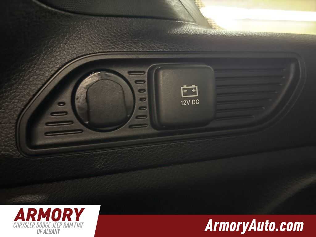 Thumbnail: 2026 Jeep Grand Cherokee - 29