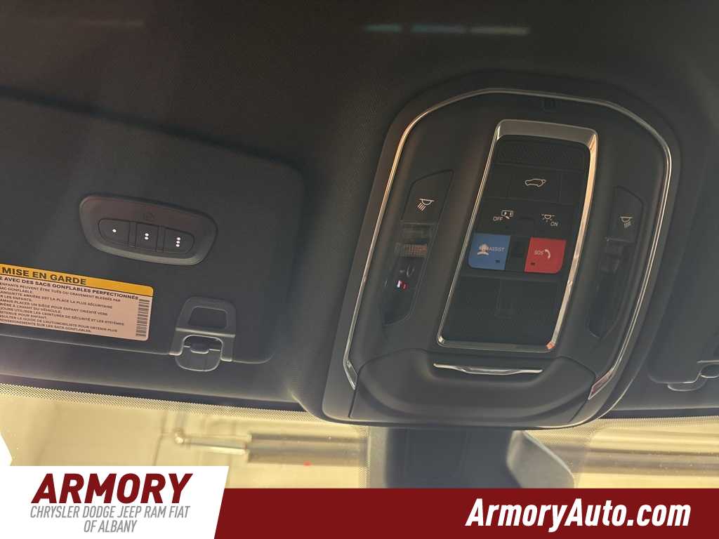 Thumbnail: 2025 Jeep Grand Cherokee - 19