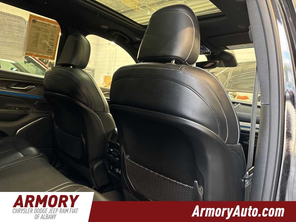 Thumbnail: 2023 Jeep Grand Cherokee - 41