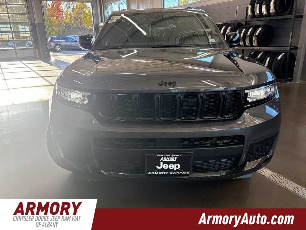 Thumbnail: 2025 Jeep Grand Cherokee L - 2