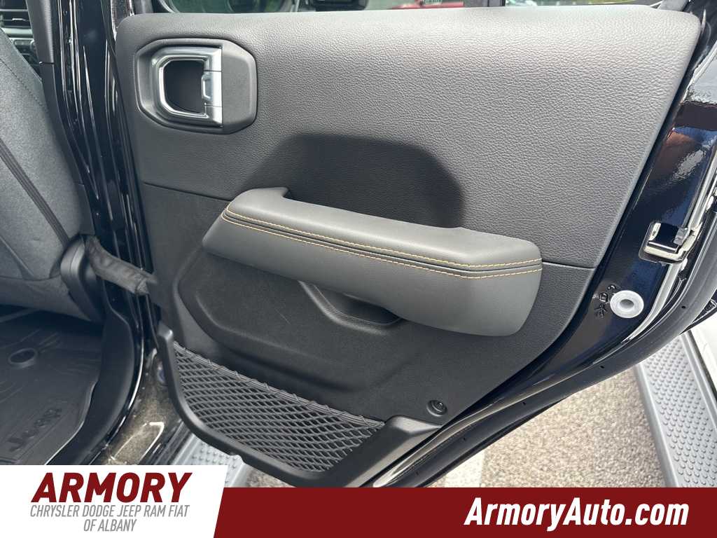 Thumbnail: 2025 Jeep Wrangler - 17