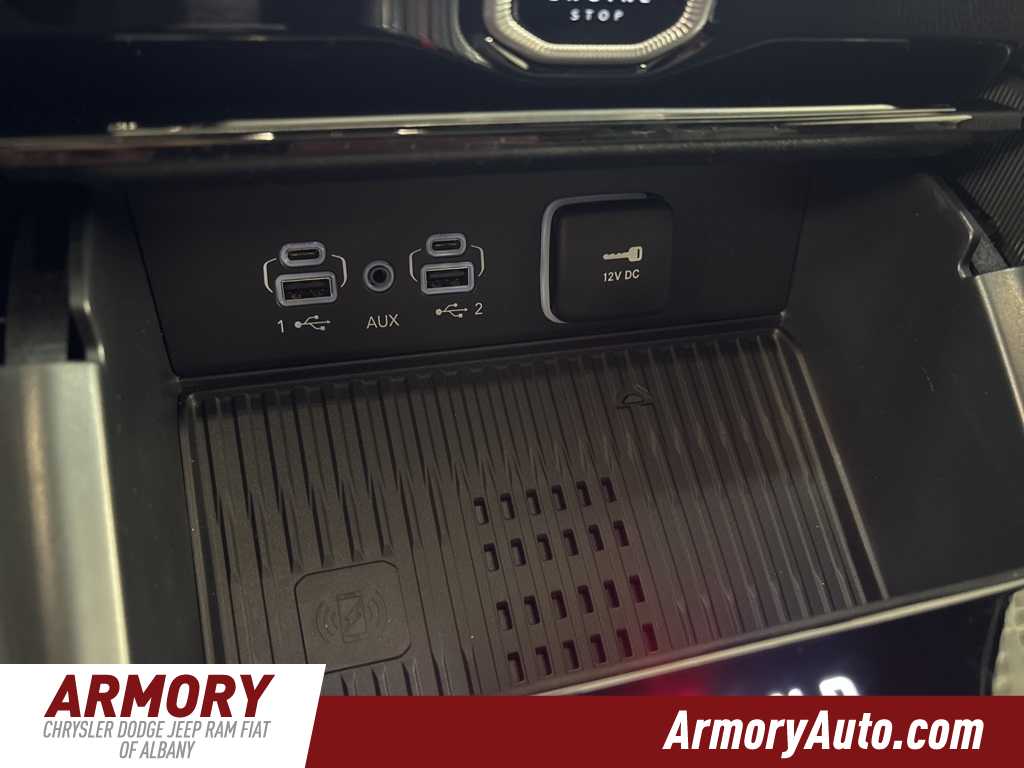 Thumbnail: 2026 Jeep Grand Cherokee - 20