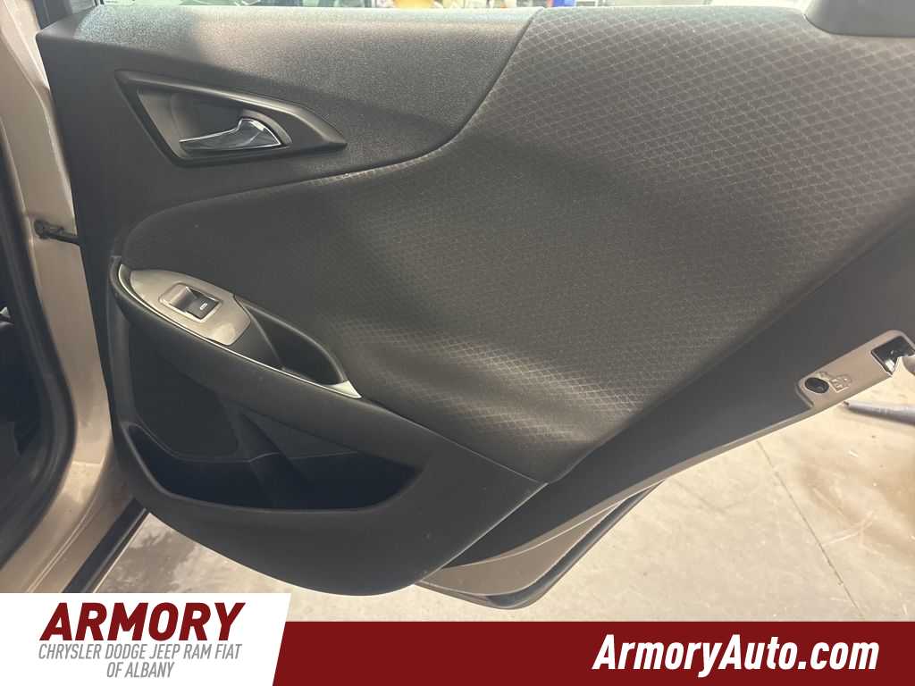 Thumbnail: 2023 Chevrolet Malibu - 29