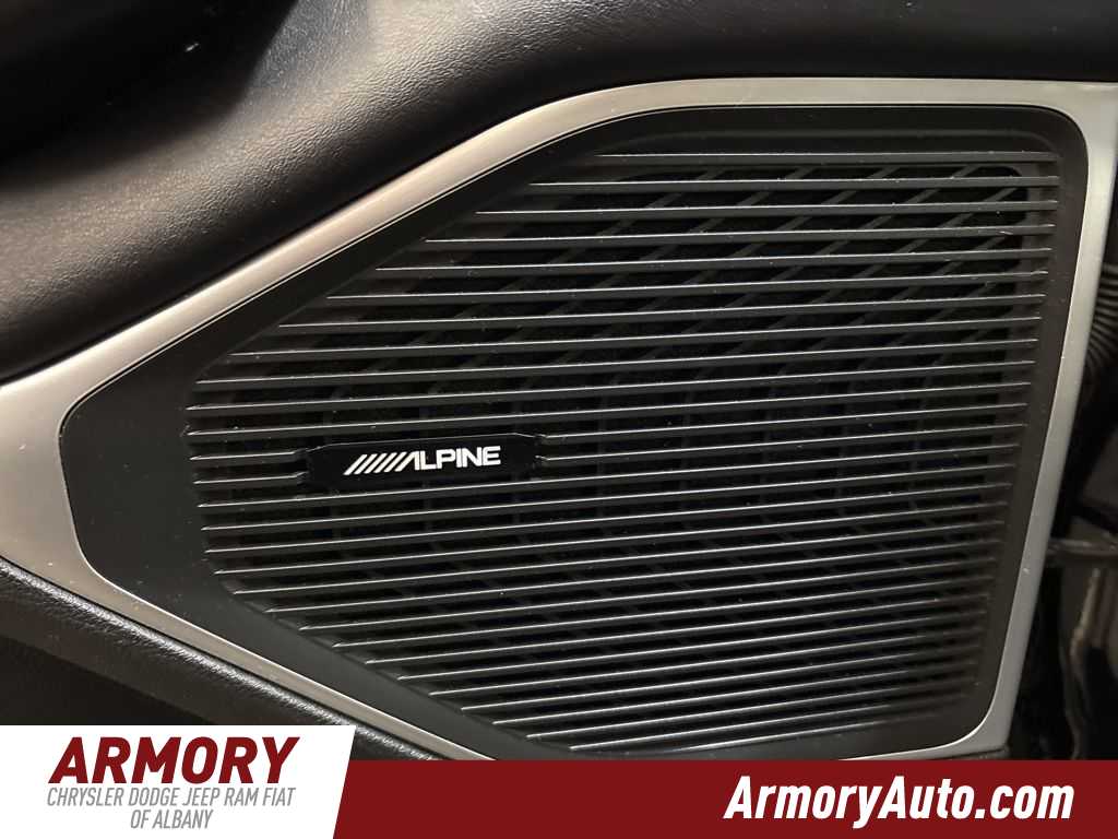 Thumbnail: 2023 Jeep Wagoneer - 10