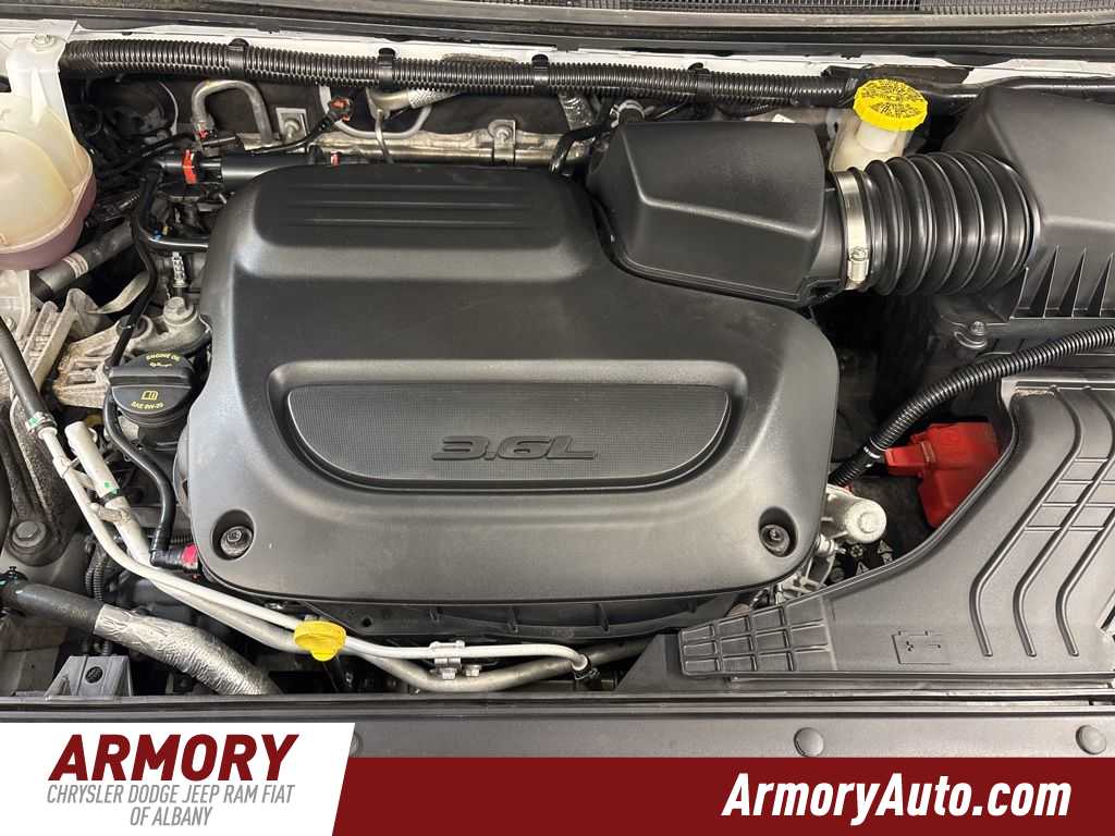 Thumbnail: 2024 Chrysler Pacifica - 44